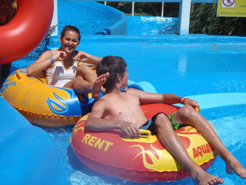 Village Camps International Summer Camp Ard&egrave;che, France 2019-07-26 https://www.villagecamps.com/journals_admin/images/20-10-Katrina and Eric.jpg